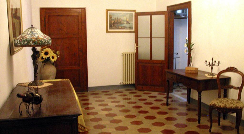 Residenza Sant'Emiliano Hotel Треви Екстериор снимка