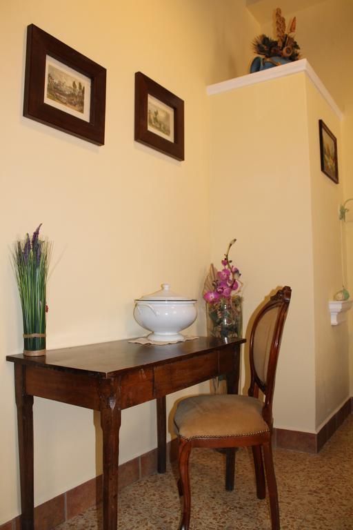 Residenza Sant'Emiliano Hotel Треви Екстериор снимка